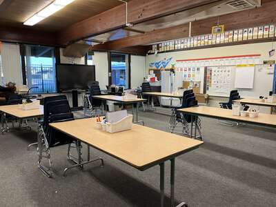 Lakewood Elementary School Classroom Standard in Lodi