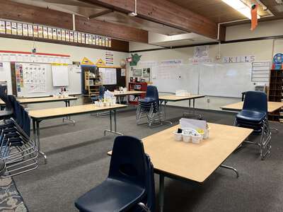 Lakewood Elementary School Classroom Standard in Lodi