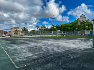 Walker Elementary School Outdoor Basketball Courts in Fort Lauderdale