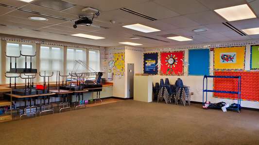 North Terrace School Classroom Standard in Oceanside