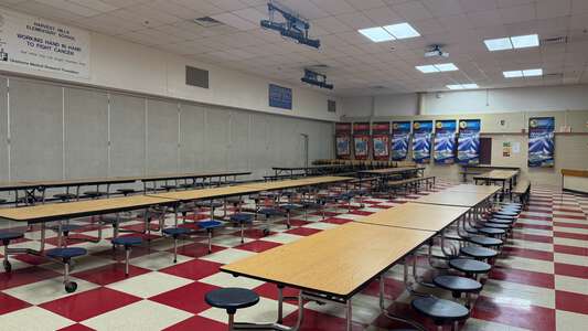 Harvest Hills Elementary School Cafeteria in Oklahoma City