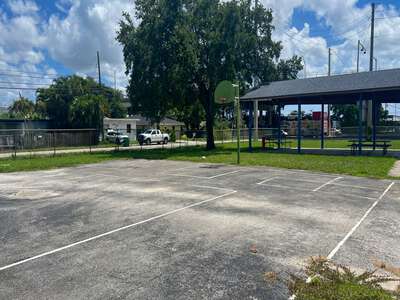 Martin Luther King Elementary School Outdoor Basketball Courts in Miami