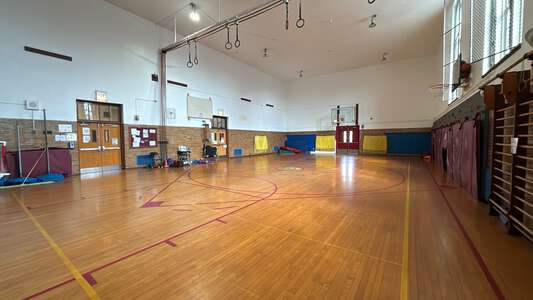 Peterson - Mary Gage Peterson Elementary School Gym in Chicago 3