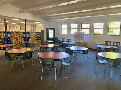 Sycamore Valley Elementary School Library in Danville