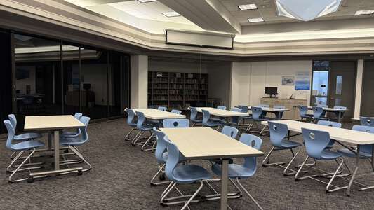 South Lake Middle School Library in Irvine