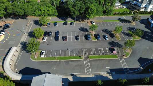 Myers Park Traditional Elementary School Parking Lot - Front in Charlotte 2