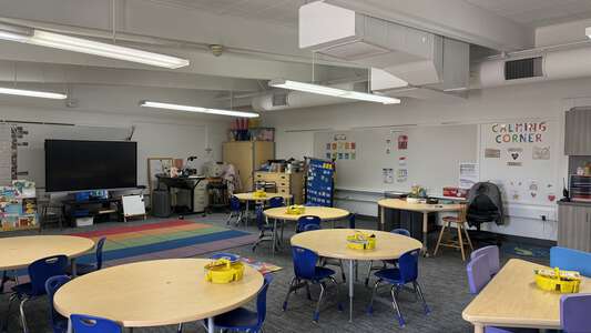 Barnard Mandarin Magnet Elementary School Any Classroom C in San Diego 1