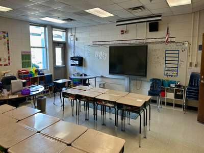 Settles Bridge Elementary School Classroom Standard in Suwanee