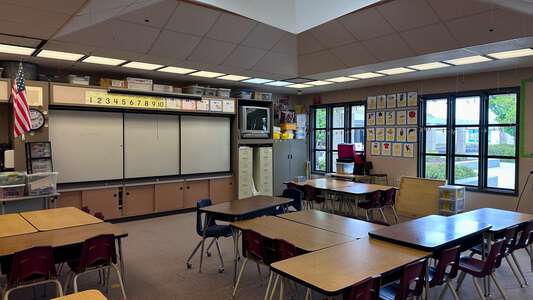 Don Juan Avila Elementary School Classroom Standard in Aliso Viejo 3