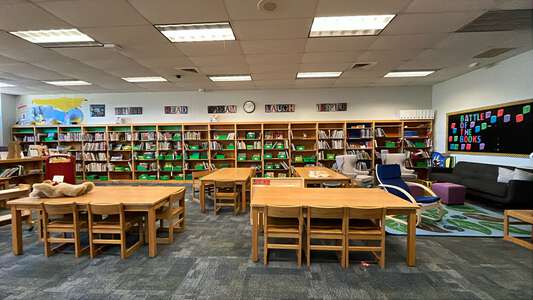 Jefferson Elementary School Library in Wichita 4