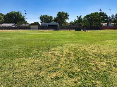 Elliott Alternative Ed Center Field - Practice 1 in Modesto