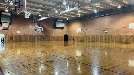 Gym - Aux