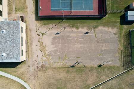 Justin F Kimball High School Outdoor Basketball Courts in Dallas