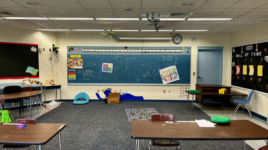 Sunrise Elementary School Classroom Standard in Deltona