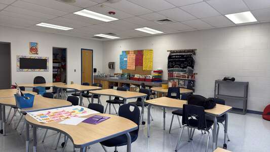Robert R. Rojas Elementary School Classroom Standard in Socorro 4