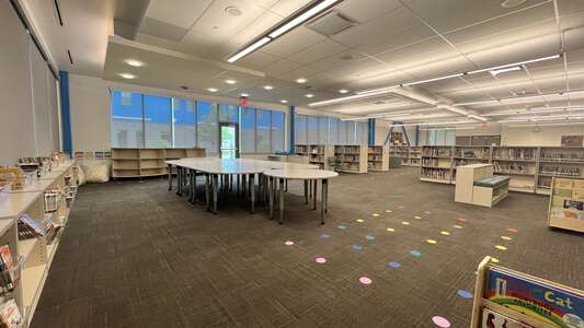 Hazeldale Elementary School Library in Beaverton 2