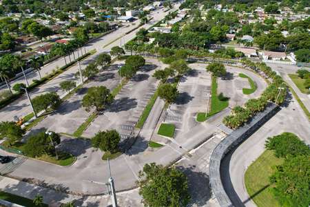 McArthur High School Parking Lot - Main in Hollywood