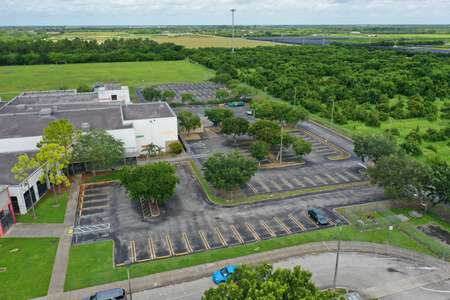 South Dade Middle School Parking Lot - Main in Miami