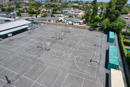 Calle Mayor Middle School Outdoor Basketball Courts/Blacktop in Torrance