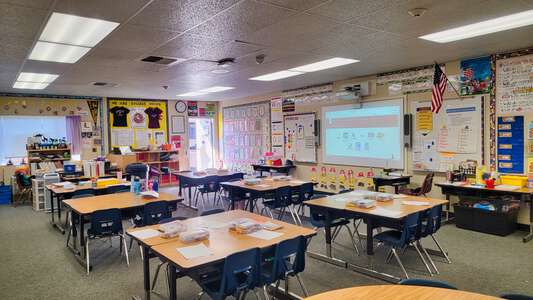 Vista Grande Elementary School Classroom Standard in Ontario