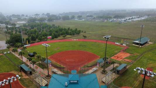 Frostproof Middle-Senior School Field 3 - Varsity Softball (Sports Complex) in Frostproof 2