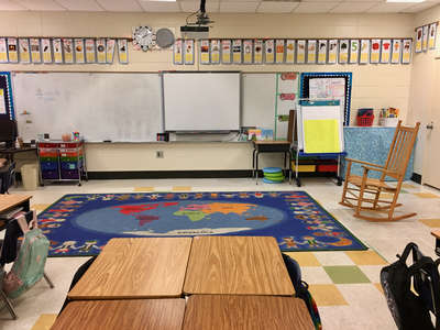 Windsor Elementary School Classroom Standard in Columbia