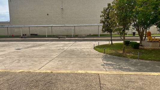 Capitol Senior High School Quad in Baton Rouge