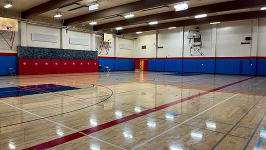 Independence High School (ESUHSD) Gym - Small in San Jose 4