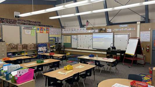 Del Rey Elementary School Book Room in Orinda