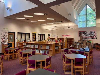 Jonesboro Middle School Media Center in Jonesboro