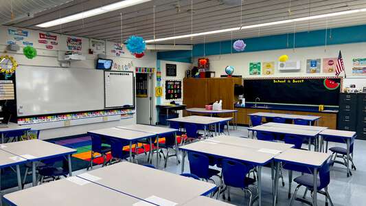 Big Springs Elementary School Classroom Standard in Simi Valley