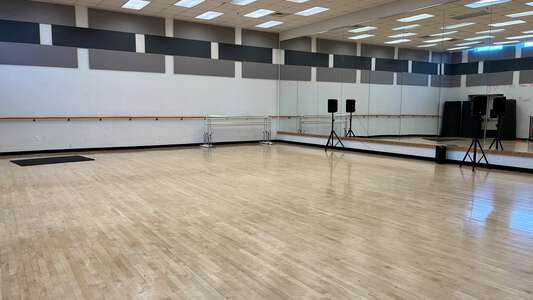 Miami Beach Dance Room