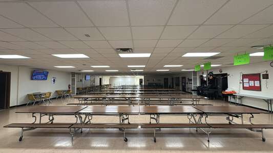 Central Junior High School Cafeteria in Moore 3
