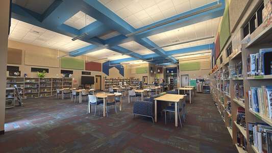 Stagecoach Elementary School Library in Rock Springs 3