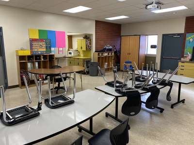 Anderson School Classroom Standard in San Bernardino