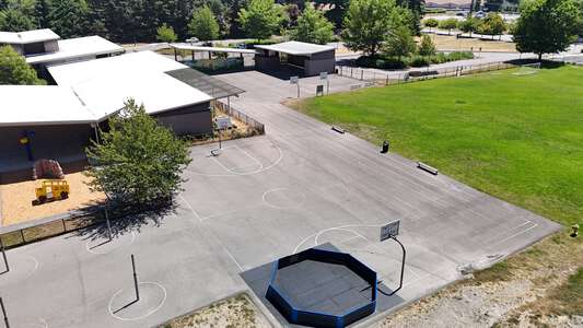 Kirkland Outdoor Basketball Courts