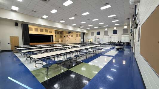 Long Creek Elementary School Dining in Huntersville 2