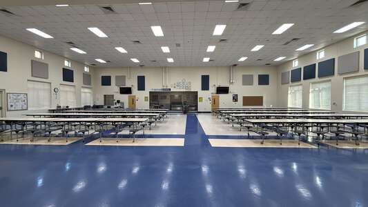 Long Creek Elementary School Dining in Huntersville 5