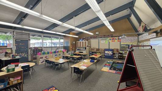 Del Rey Elementary School Room P3 - SDC in Orinda 2