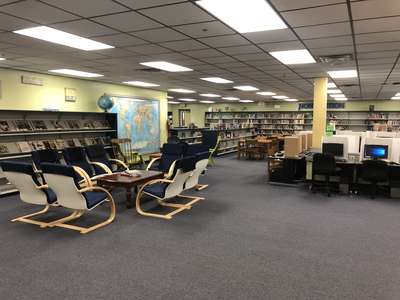 McLaughlin Middle & Fine Arts Academy School Library in Lake Wales