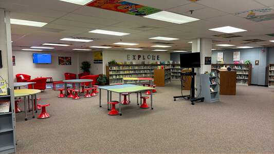 Hopkins Elementary School Media Center in Lilburn 2