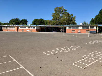 Phoebe Hearst Elementary School Outdoor Basketball Courts in Sacramento