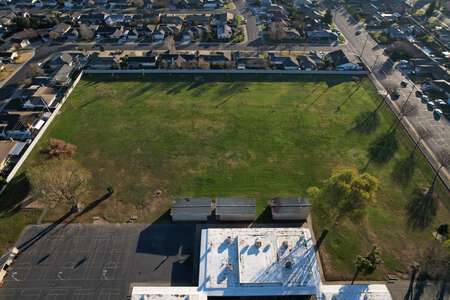 Lakewood Elementary School Field - Practice in Lodi
