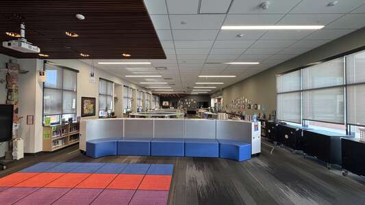 Eastwood Elementary School Library in Irvine