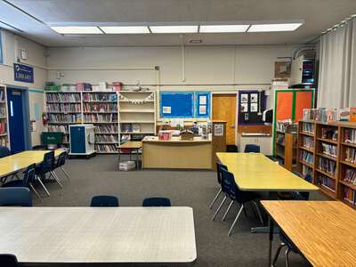 Palma Ceia Elementary School Library in Hayward