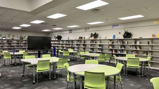 Richards Middle School Media Center in Lawrenceville 3