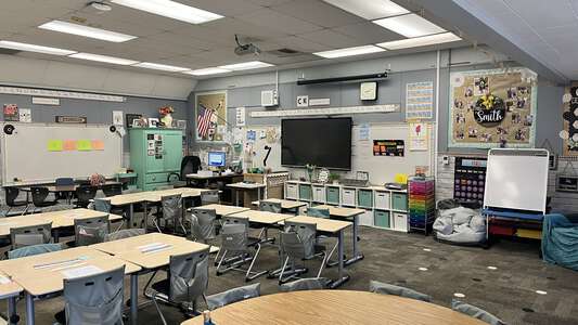 Sierra View Elementary School Classroom Standard in Chico
