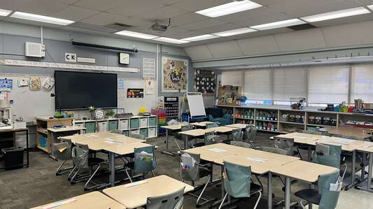 Sierra View Elementary School Classroom Standard in Chico