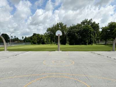 Ruth Owens Kruse Ed. Center Outdoor Basketball Courts in Miami