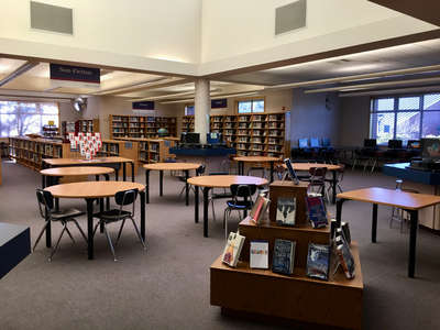 Union Mine High School Library in El Dorado 2